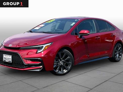 Used 2023 Toyota Corolla SE w/ SE Premium Package FWD image 1