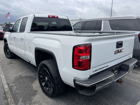 Used 2019 GMC Sierra 1500 SLE w/ SLE Value Package AWD/4WD image 10