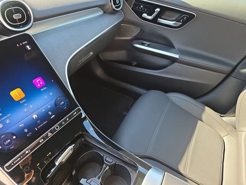 Certified 2025 Mercedes-Benz C 300 4MATIC Sedan image 31