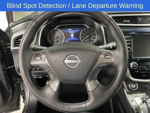 Used 2024 Nissan Murano SV AWD/4WD image 14