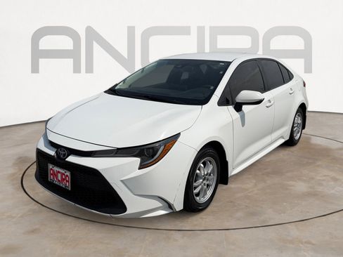 Used 2022 Toyota Corolla LE FWD image 6