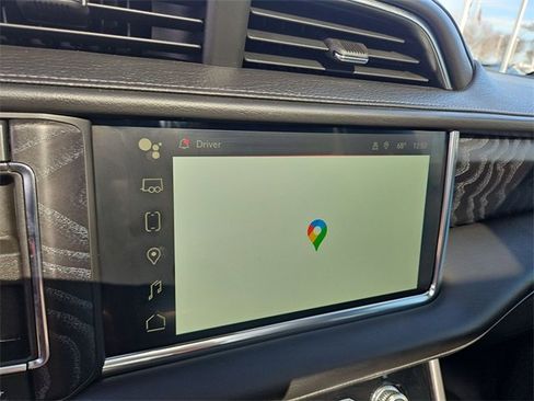 Used 2024 GMC Yukon Denali w/ Advanced Technology Package image 14