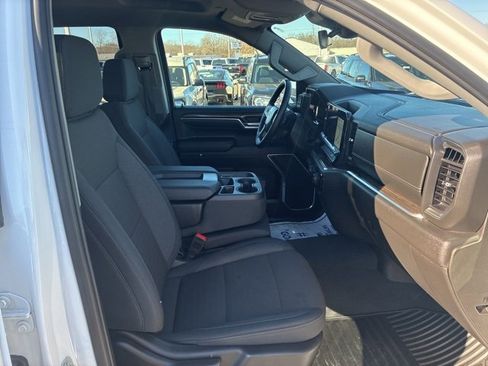 Used 2025 Chevrolet Silverado 1500 LT image 27