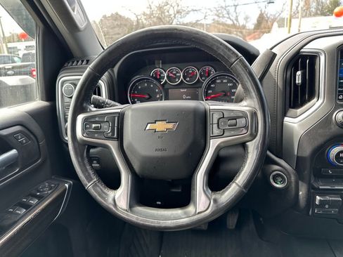 Used 2022 Chevrolet Silverado 2500 LT w/ Convenience Package image 14