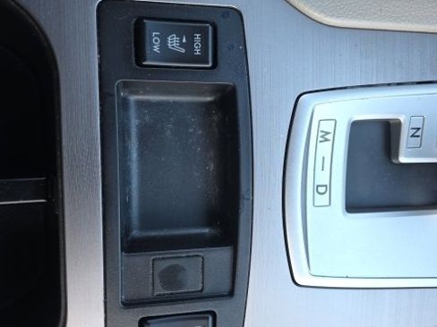 Used 2014 Subaru Outback 2.5i Limited image 23