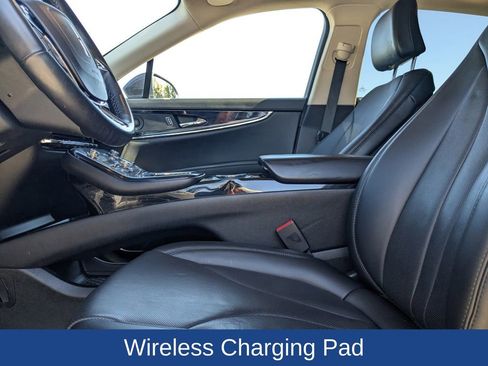 Used 2022 Lincoln Nautilus Reserve w/ Equipment Group 201A image 10