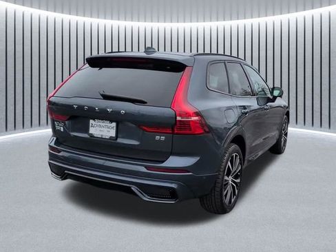 Used 2024 Volvo XC60 B5 Plus AWD/4WD image 6