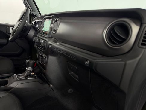 Used 2023 Jeep Wrangler Unlimited w/ 8.4" Radio Group image 32