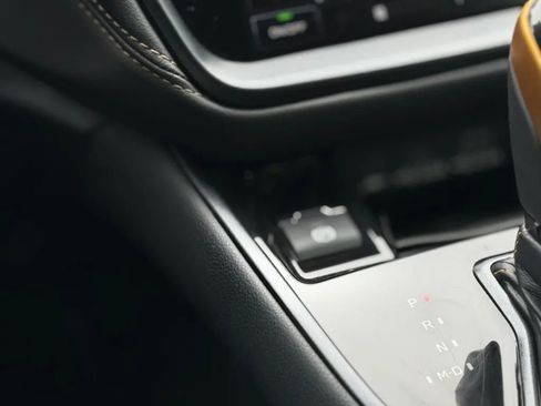 Used 2025 Subaru Outback Wilderness w/ Wilderness Package image 32