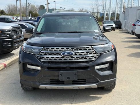Used 2021 Ford Explorer Limited image 3