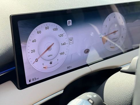 New 2026 Genesis GV70 2.5T Advanced image 20