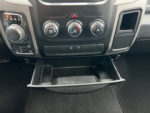 Used 2015 RAM 1500 Express image 28