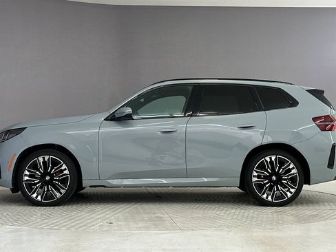 Used 2025 BMW X3 xDrive30i w/ M Sport Package AWD/4WD image 2