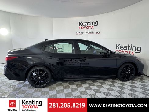 New 2026 Toyota Camry Hybrid image 4