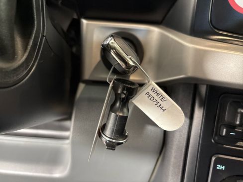 Used 2023 Ford F250 XLT w/ FX4 Off-Road Package image 14