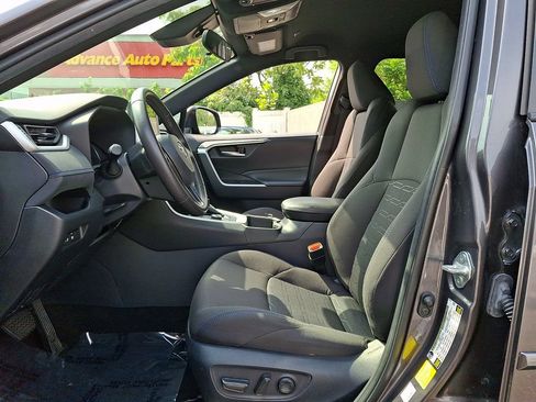 Certified 2024 Toyota RAV4 SE AWD/4WD image 14