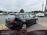 Used 2017 Volkswagen Golf SEL image 4