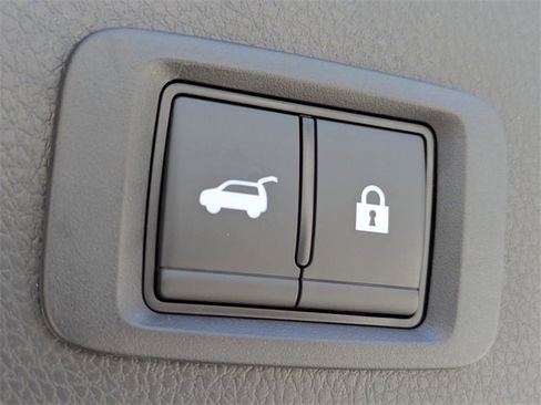 New 2025 Mitsubishi Eclipse Cross SE image 19