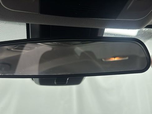 Used 2020 Toyota Camry SE image 29