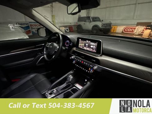 Used 2020 Kia Telluride EX w/ EX Premium Package image 29