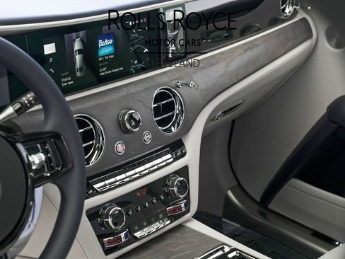 New 2026 Rolls-Royce Ghost AWD/4WD image 30