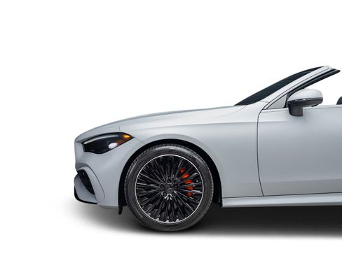 Used 2025 Mercedes-Benz CLE 450 4MATIC Cabriolet w/ Night Package image 25