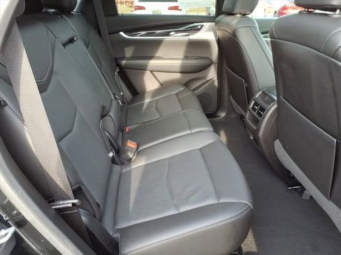 Used 2022 Cadillac XT5 Premium Luxury image 20