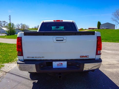 Used 2008 GMC Sierra 1500 SLE w/ Power Pack Plus AWD/4WD image 4