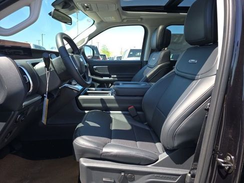 New 2026 Ford Expedition Max Platinum AWD/4WD image 11