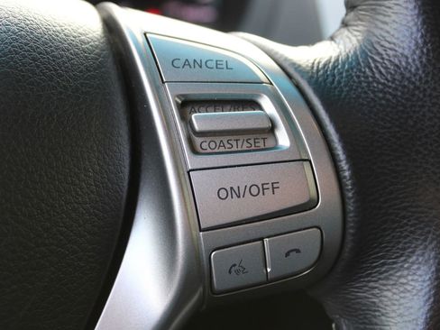 Used 2013 Nissan Altima 2.5 SV w/ 2.5SV Convenience Pkg image 29