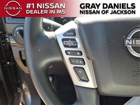 Used 2024 Nissan Titan SV AWD/4WD image 12