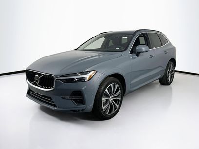 Used 2022 Volvo XC60 B5 Momentum w/ Advanced Package