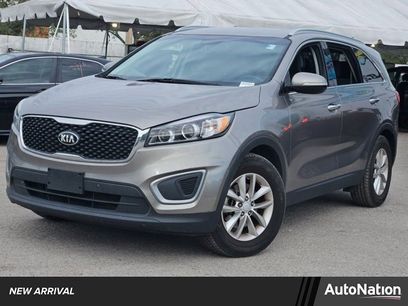 Used 2016 Kia Sorento LX w/ LX Convenience Package