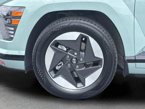 Used 2024 Hyundai Kona Limited FWD image 26