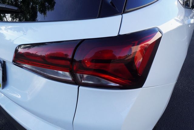 Used 2022 Chevrolet Equinox LT FWD image 33