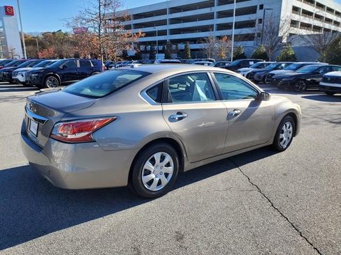 Used 2015 Nissan Altima 2.5 S w/ Power Driver Seat Package image 6