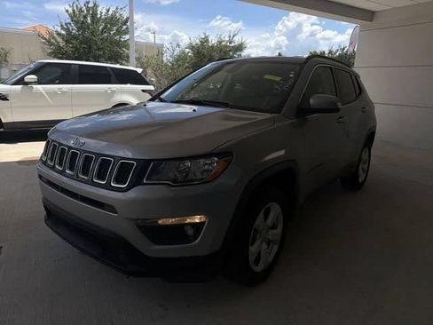 Used 2021 Jeep Compass Latitude w/ Convenience Group AWD/4WD image 16