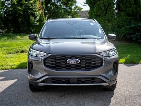 Used 2024 Ford Escape ST-Line w/ Tech Pack #1 AWD/4WD image 2