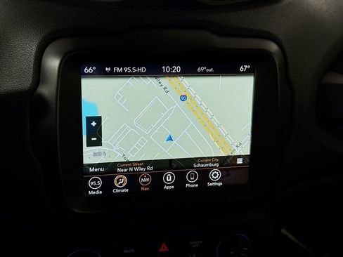 Used 2023 Jeep Renegade Latitude AWD/4WD image 13