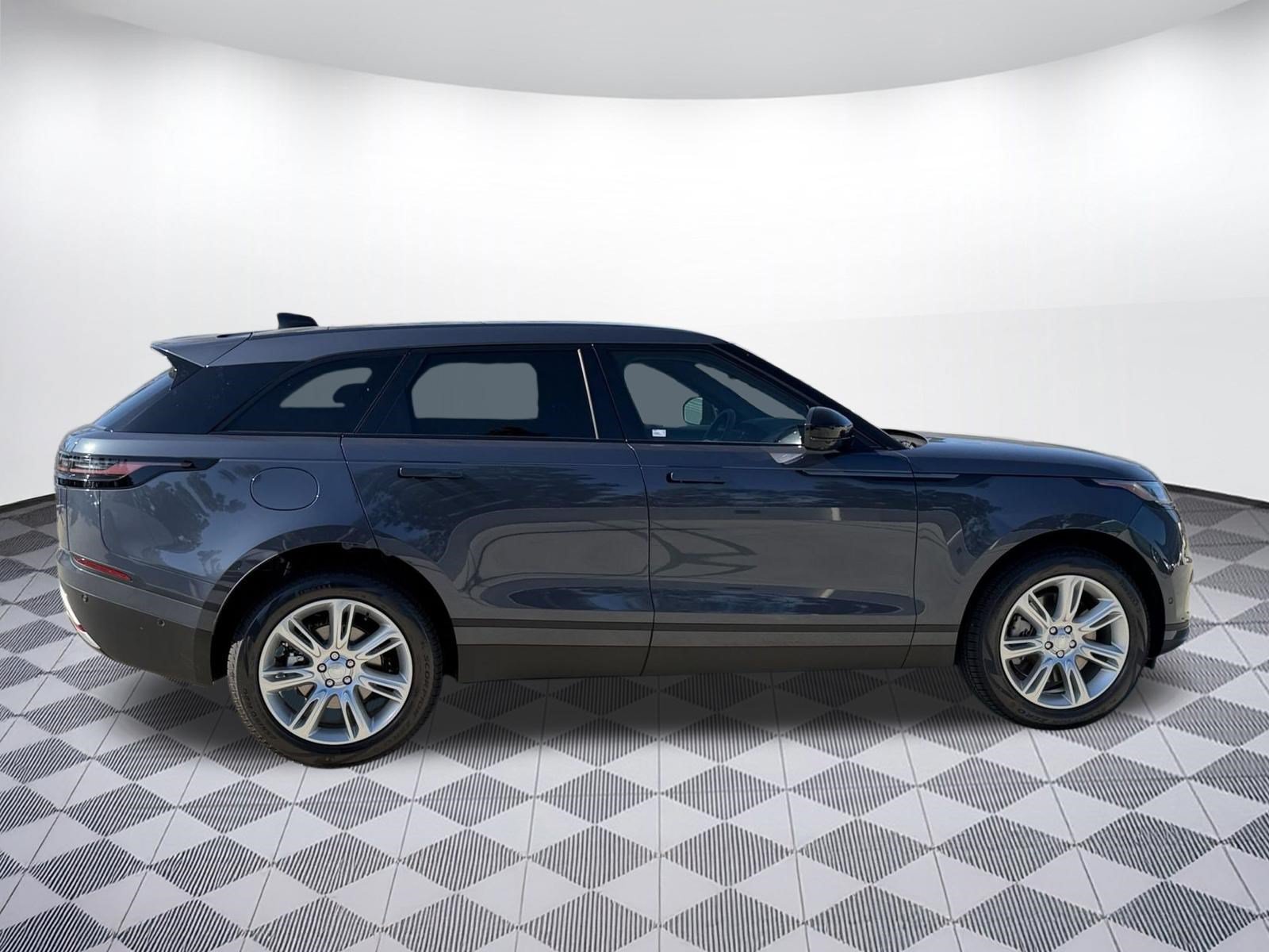 New 2026 Land Rover Range Rover Velar S AWD/4WD image 8