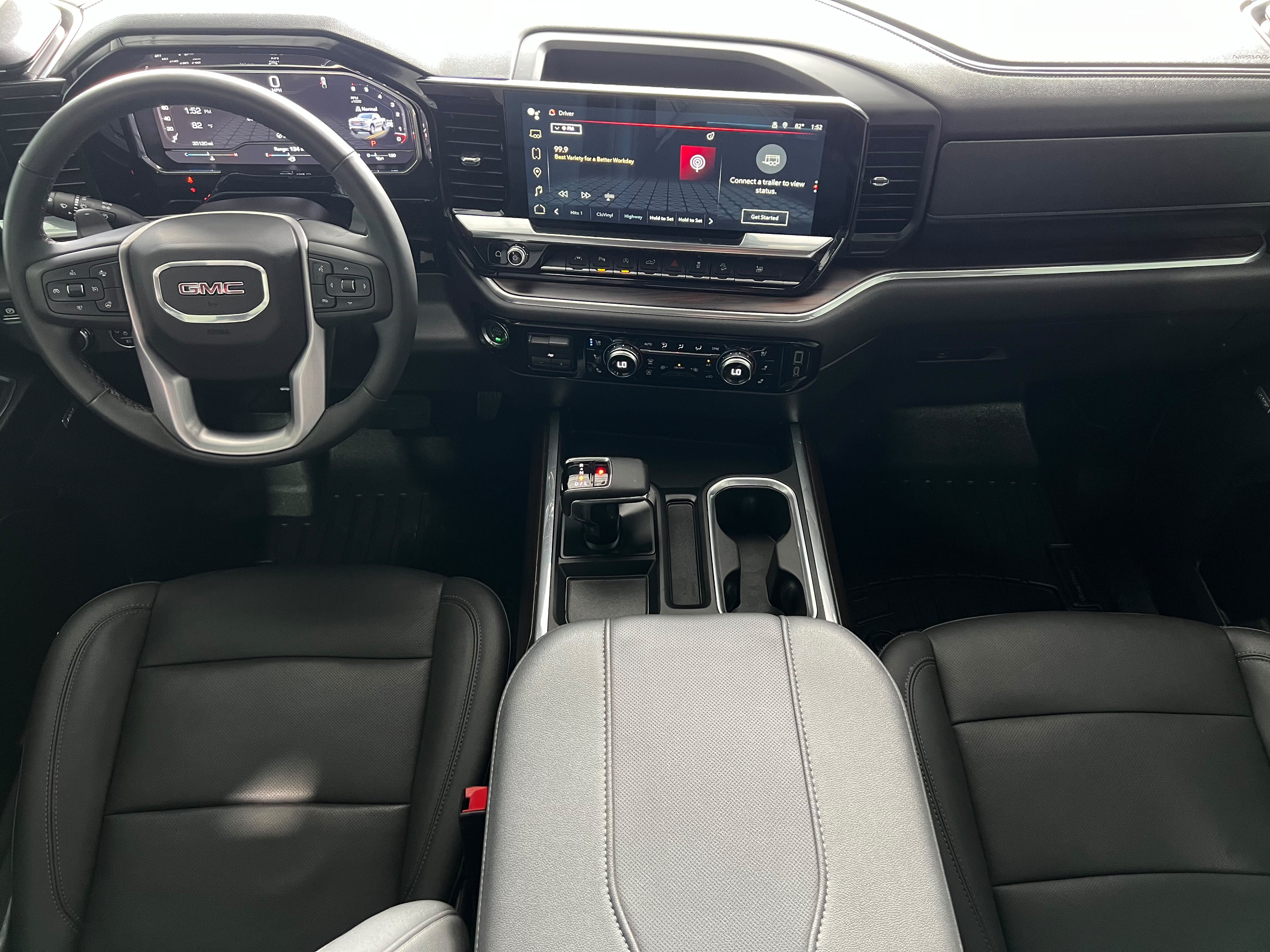 Used 2024 GMC Sierra 1500 SLT AWD/4WD image 18