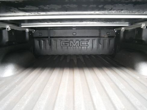 Used 2018 GMC Sierra 1500 SLT AWD/4WD image 18