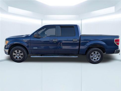 Used 2011 Ford F150 XLT w/ XLT Chrome Pkg RWD image 2