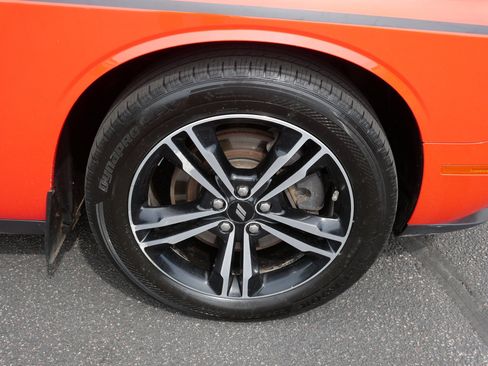 Used 2018 Dodge Challenger GT w/ Driver Convenience Group AWD/4WD image 15