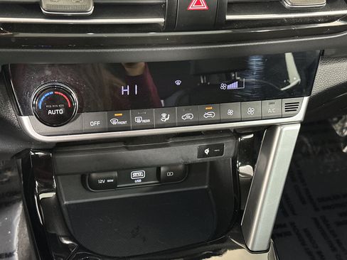 Certified 2023 Kia Seltos SX w/ SX Sunroof Package image 22