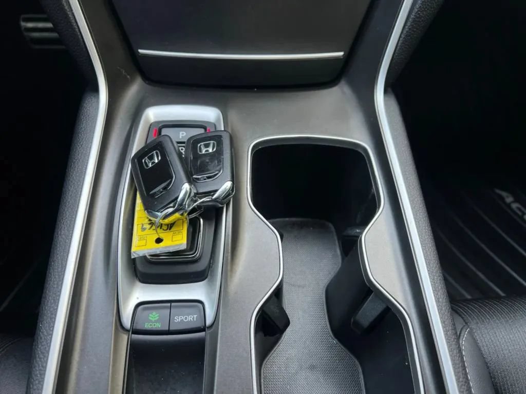 Used 2022 Honda Accord Sport image 45