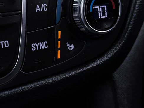 Used 2022 Chevrolet Equinox LT image 7