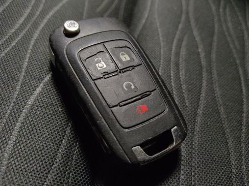 Used 2016 Buick Encore Sport Touring image 32