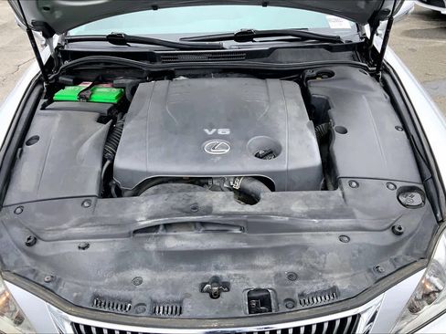 Used 2010 Lexus IS 250 image 32