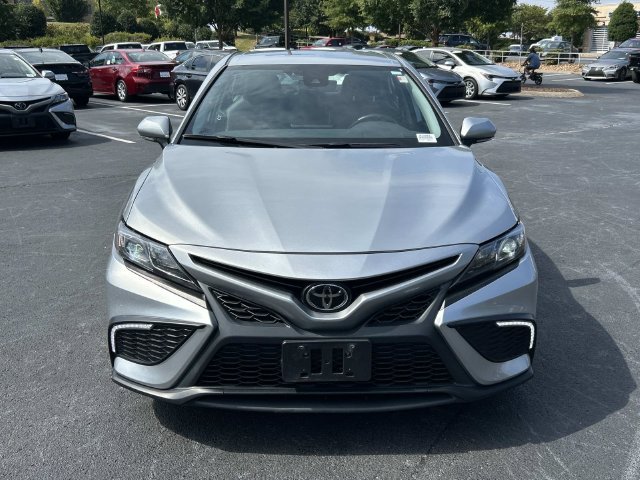 Used 2024 Toyota Camry SE FWD image 9